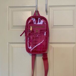 Juicy Couture Heart Dazzling Pink Beachin Sling Transparent Crossbody